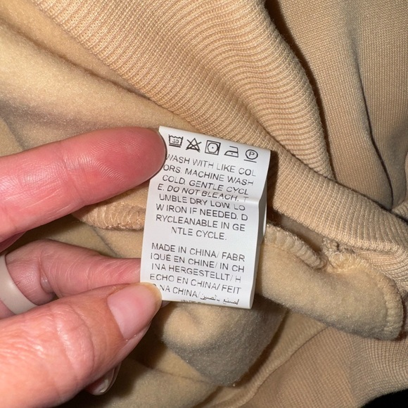 T.S. 1989 Graphic Tan Sweatshirt - Picture 6 of 7
